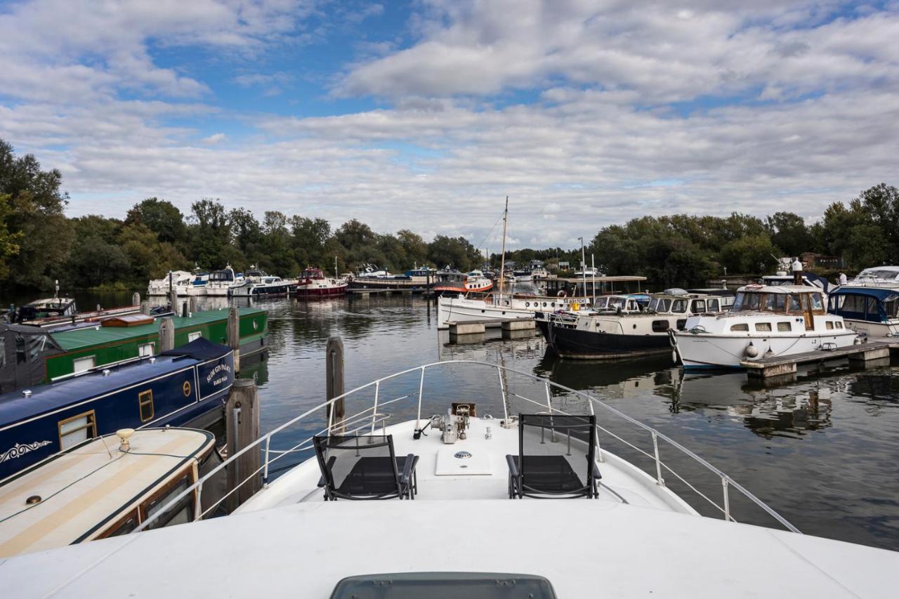 מלון איסט מולזי Eucala Motor Yacht מראה חיצוני תמונה